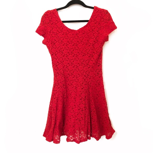 Vintage Red Lace Dress - Picture 3 of 3